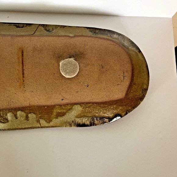 Glazed Pottery Platter Bunnies/Heart Theme Tan/Brown Oval shape 15.5" Handmade - Picture 6 of 12